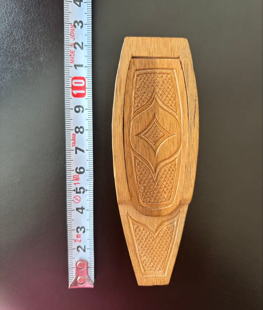 舟型　アイヌもんよう　木彫　小物入れ