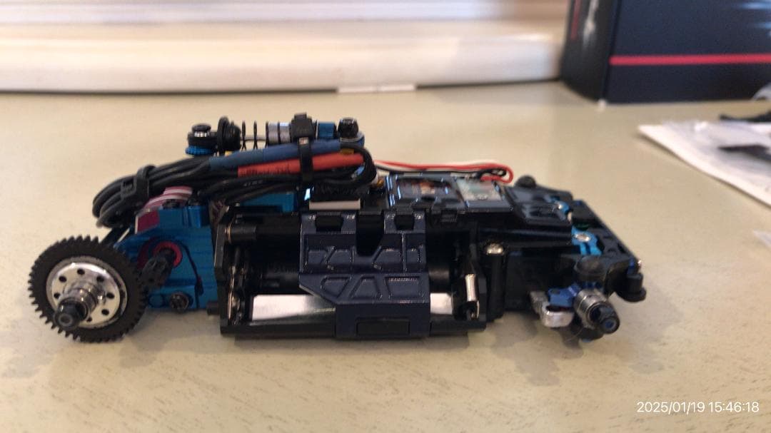 ミニッツ　MR-04　赤後期　フルオプション3万円位　ジャイロ付き　使用小