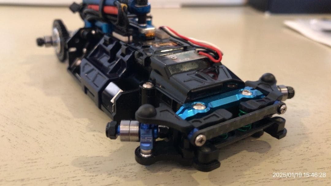 ミニッツ　MR-04　赤後期　フルオプション3万円位　ジャイロ付き　使用小