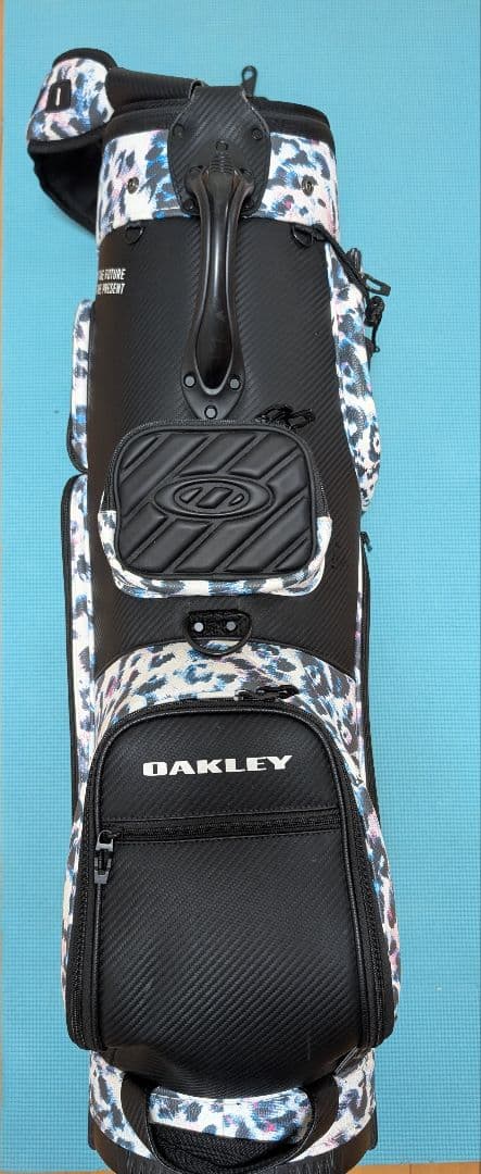 限定お値下げ！！オークリー　ゴルフバッグ・キャディバッグ