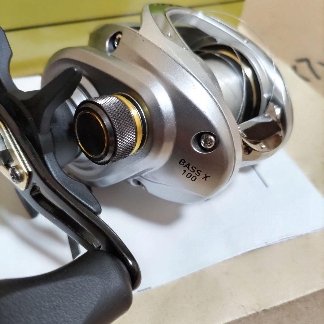 daiwaダイワ24バスXBassX100HL左ハンドルベイトリール