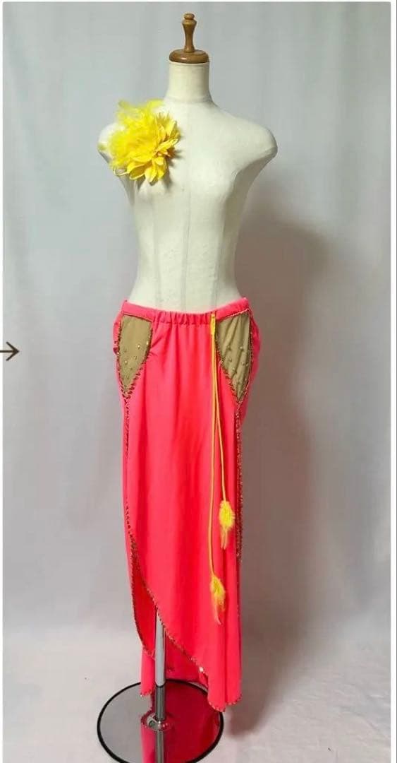 新品未使用！ bella スカート