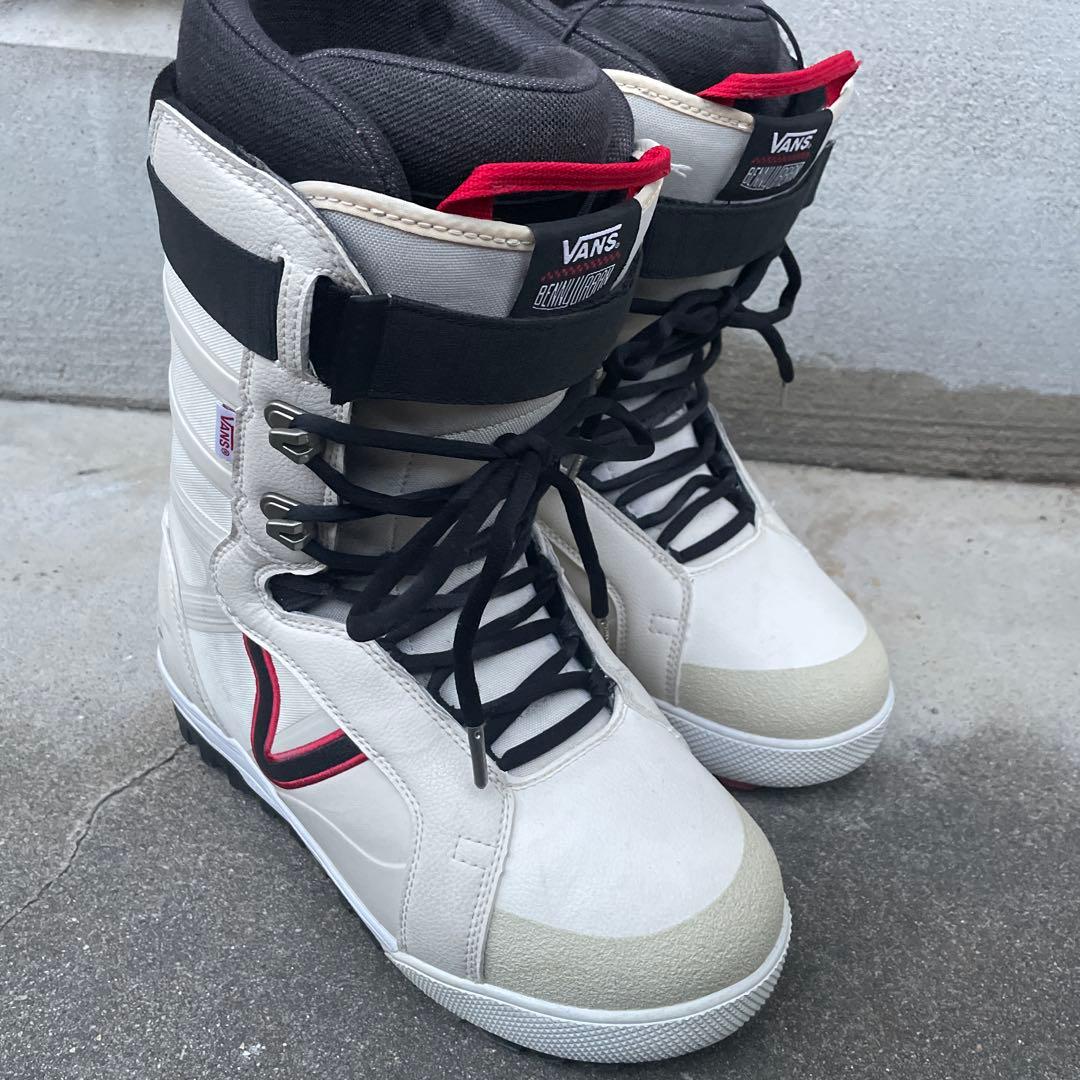 VANS スノーボードブーツ ホワイト/ブラック/レッド