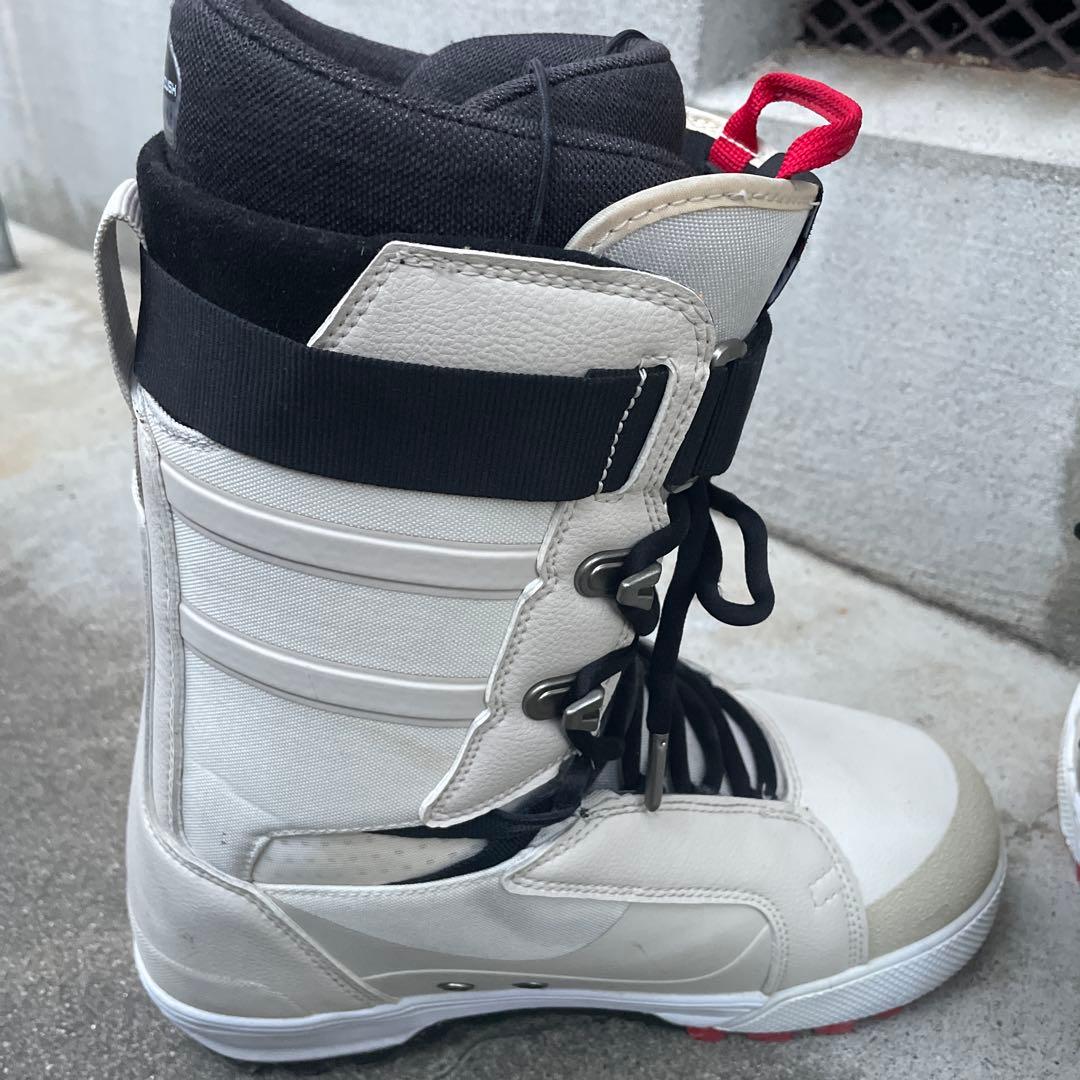 VANS スノーボードブーツ ホワイト/ブラック/レッド