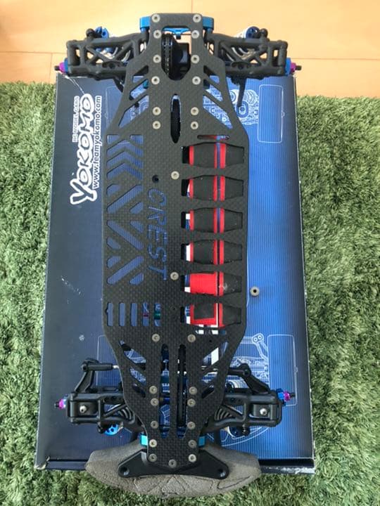 ヨコモ　DB5改　絶版のシャーシ　アッパーデッキ　おまけ付き