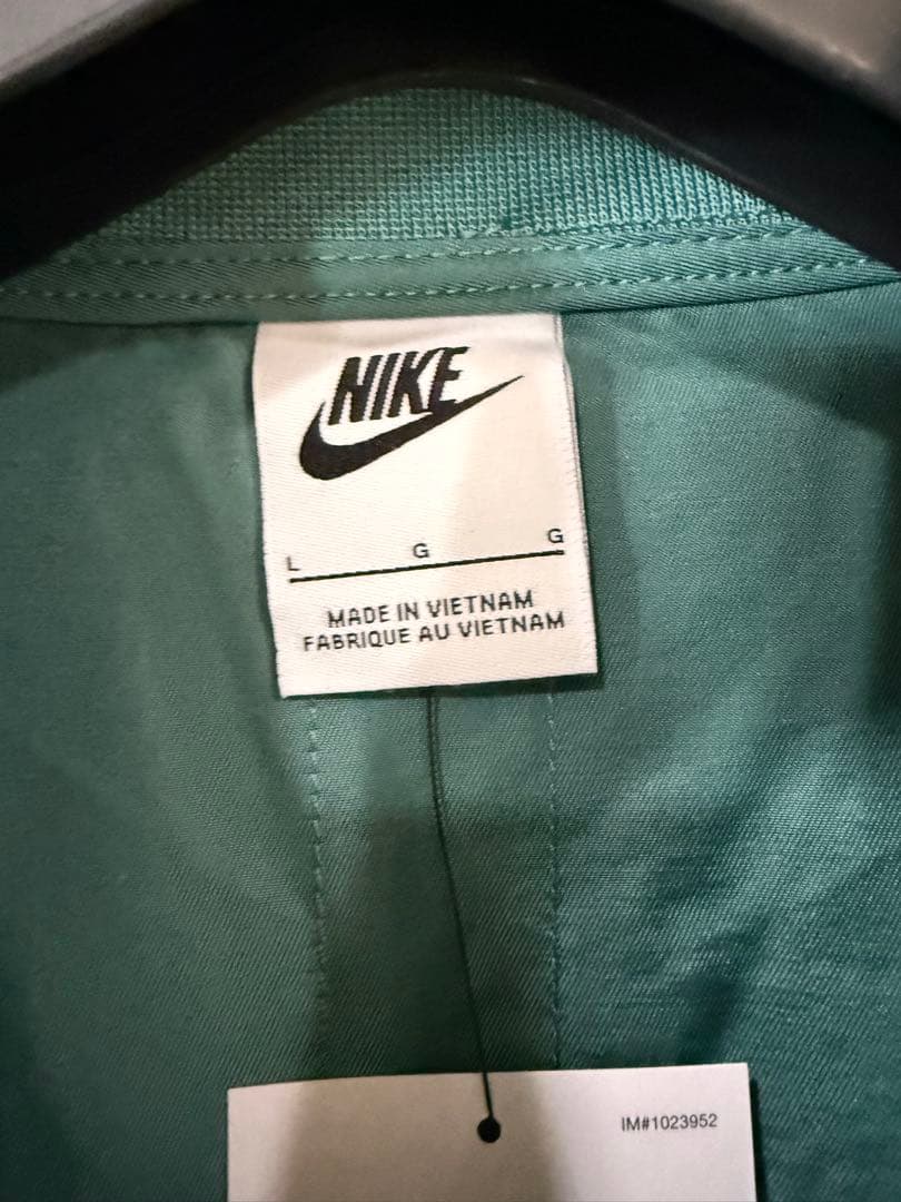 【新品】 リバプールFC ボンバージャケット グリーン 24/25 L