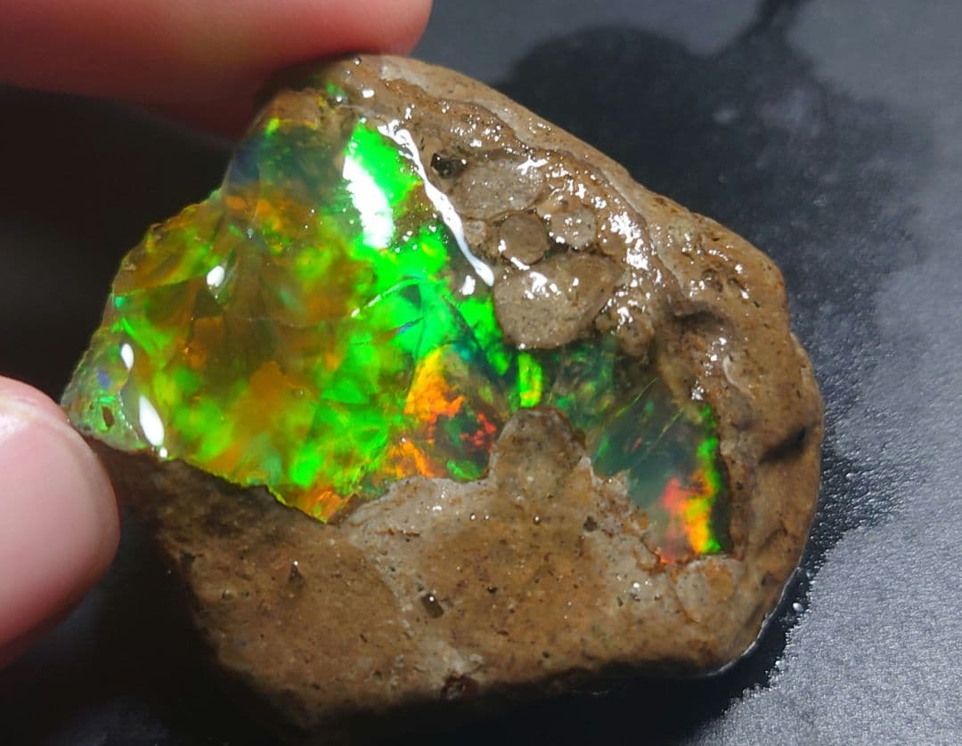 【90CT】エチオピア　オパール　原石　鉱物標本