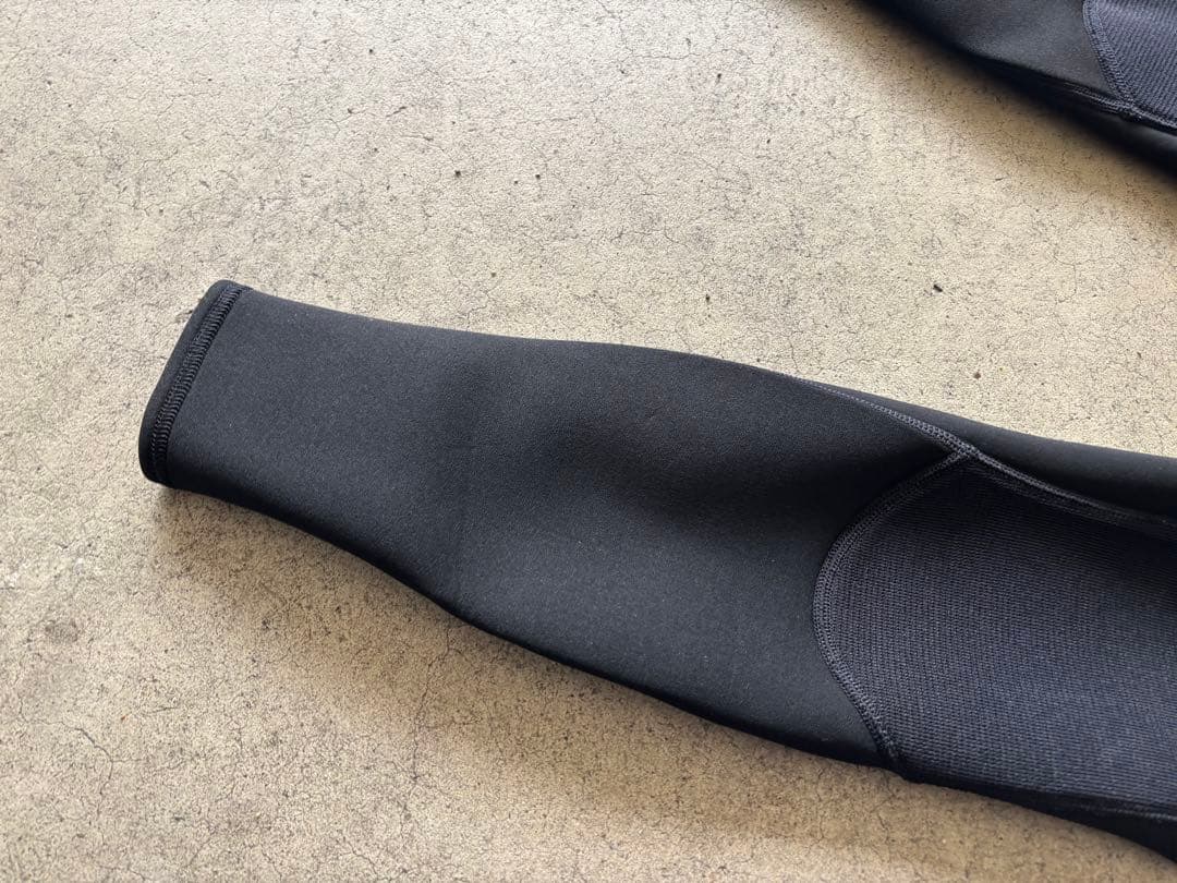 ★送料無料・超美品・お洒落★ロキシー　フルスーツ　ウエットスーツサーフィン可愛い