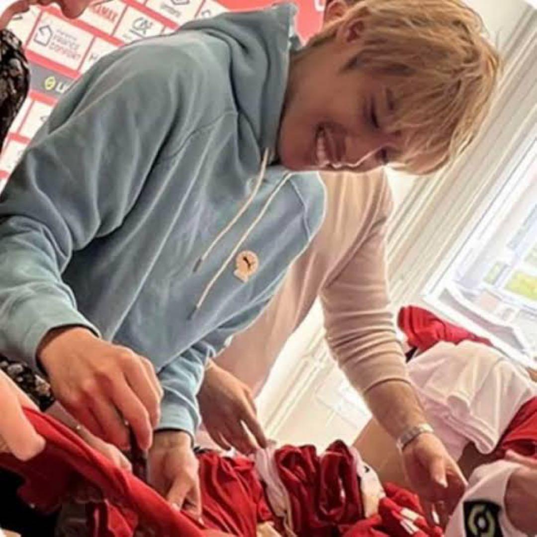 伊東純也 サイン入り ユニフォーム