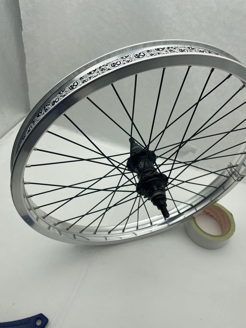 BMX　ares フリーコースターハブ SHADOW TRUSS リム 36H