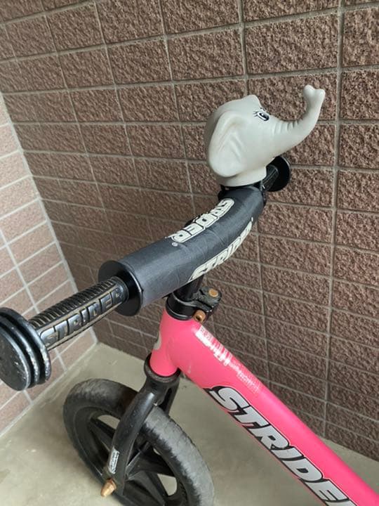 ストライダー STRIDER ピンク　スポーツタイプ