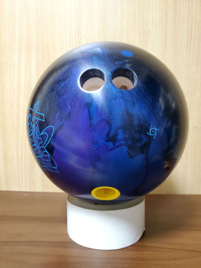 ボウリングボール STORM INFINITE PHYSIX