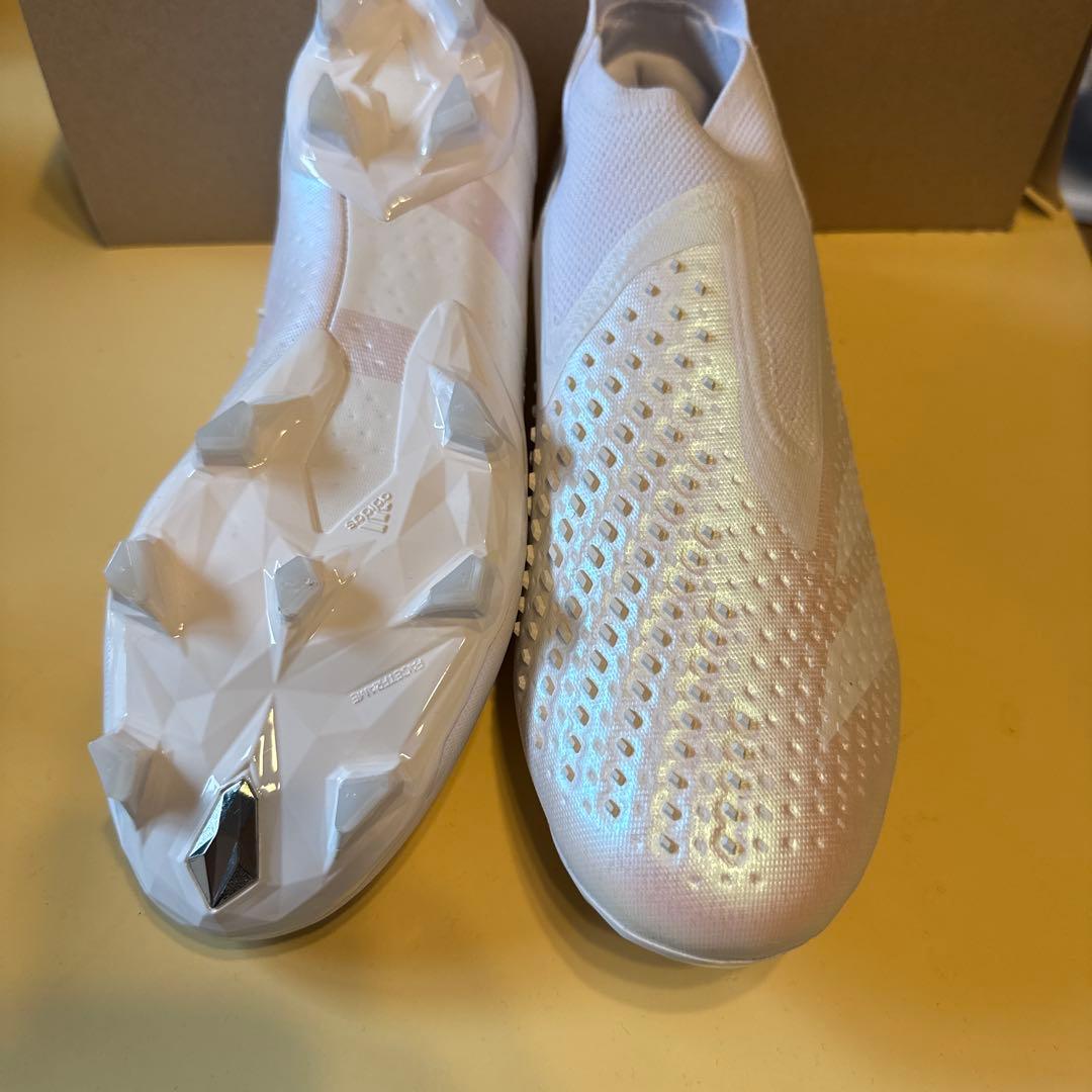 シューズ PREDATOR ACCURACY+ FG