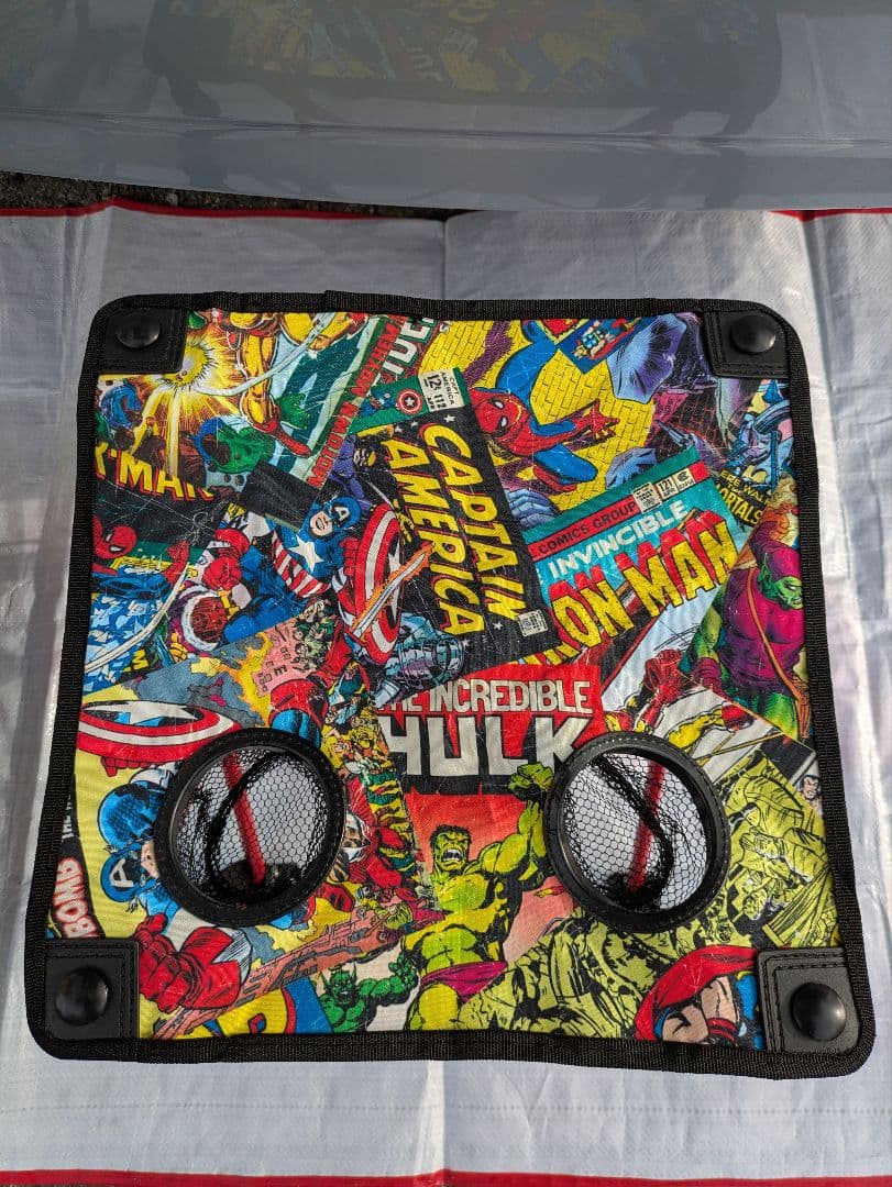 マーベル　コミック柄 テーブル チェアセット