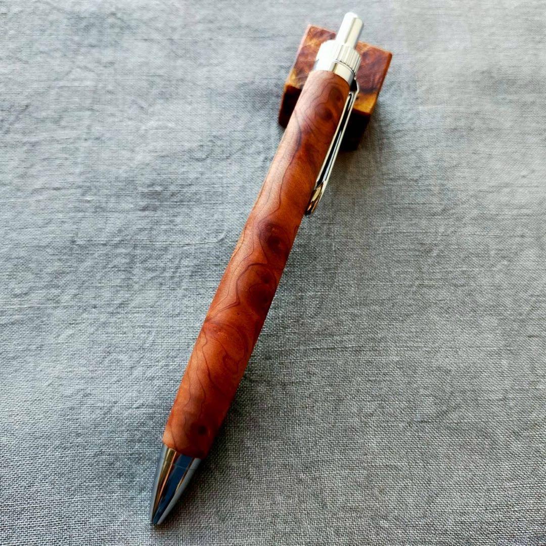 レッドウッド　セコイア　杢　ハンドメイド　木軸ボールペン　G2　天然木　シルバー