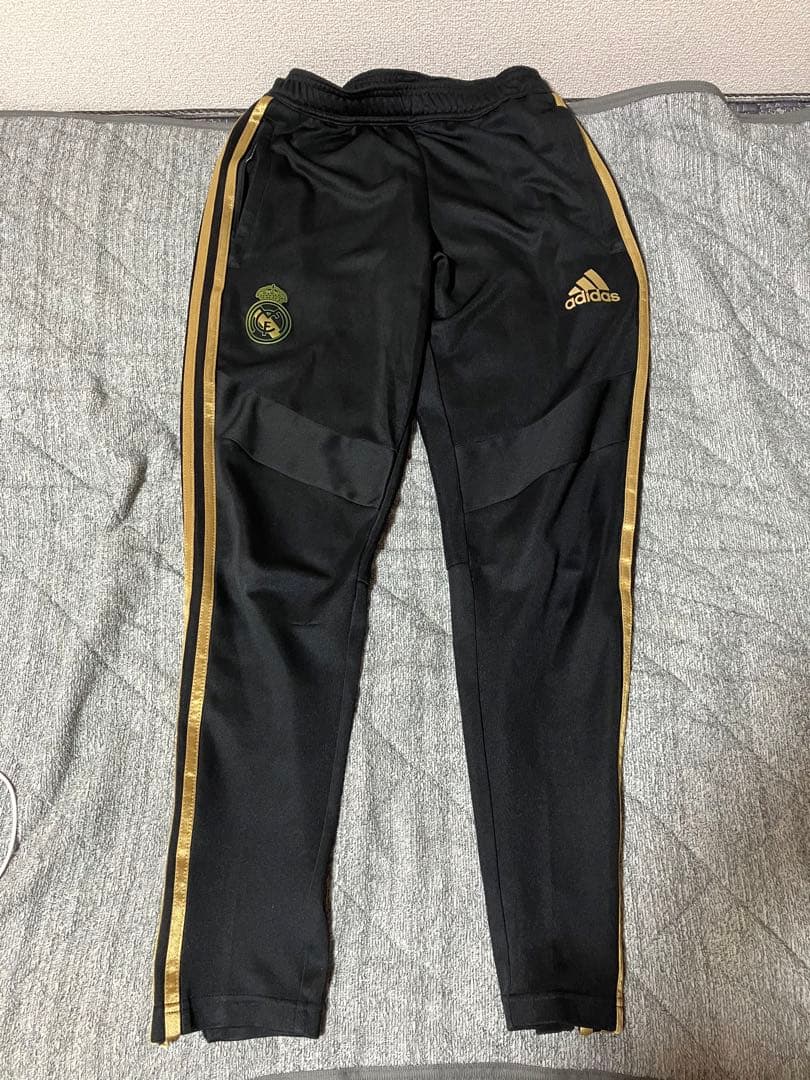 adidas Real Madrid 上下　Sサイズ　2019シーズン