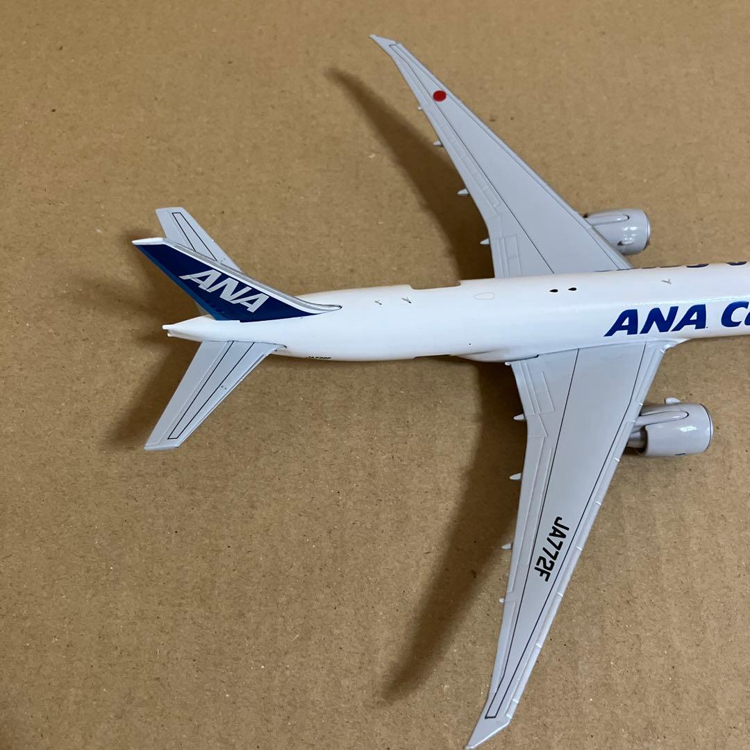 JCwings 1/400 ANA B777-200F JA772F ドア開閉