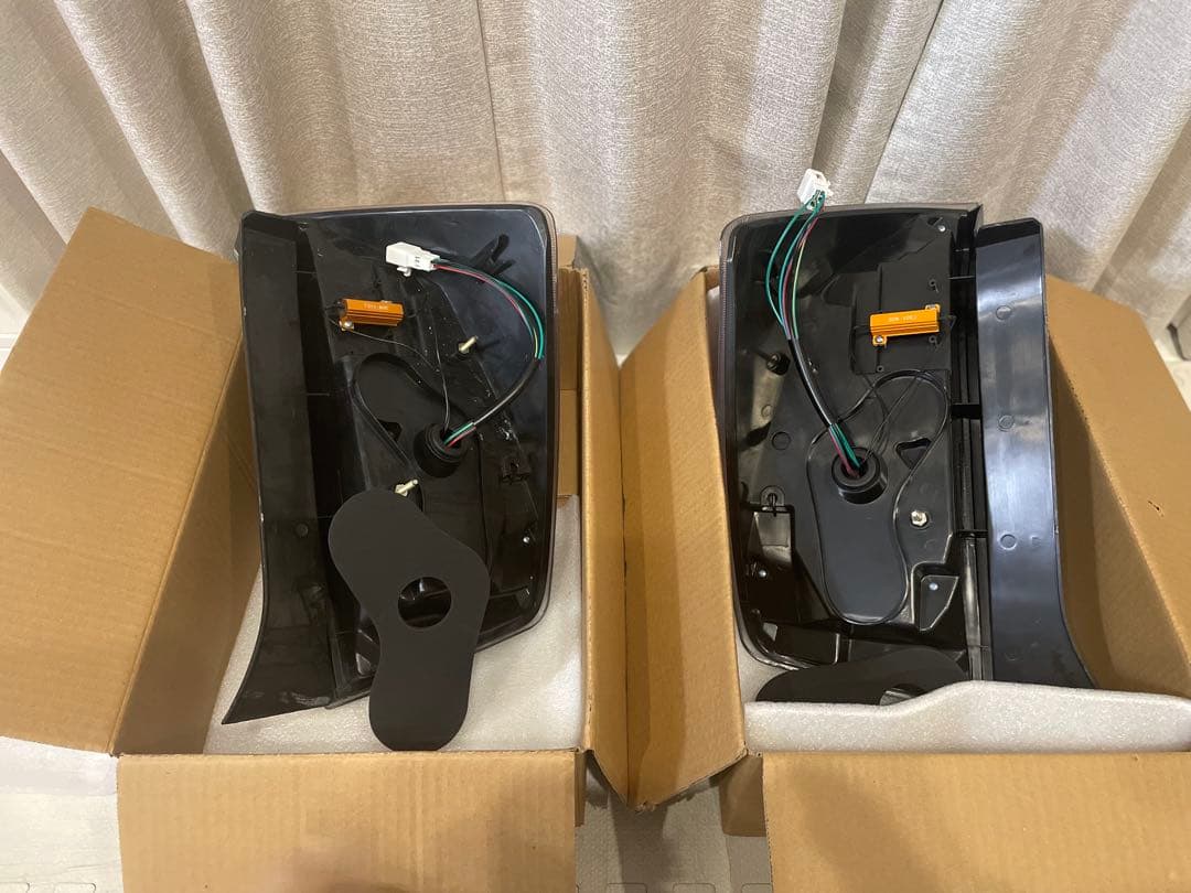 プリウス30 前期 後期 LED フルファイバー テールランプ 左右セット