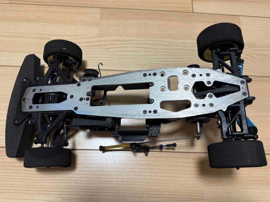 ラジコン　エンジン　KYOSHO V-One RRR Evo2