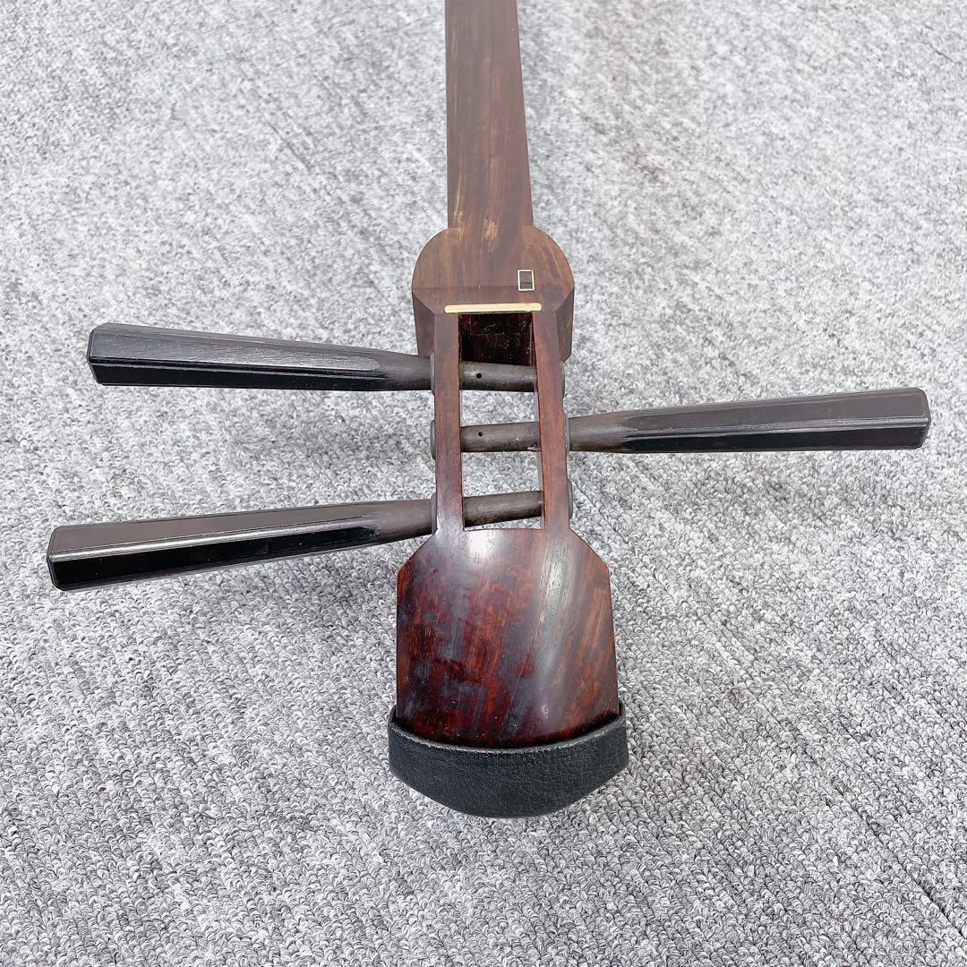 三味線 18K 金細 細棹 紅木 綾杉胴 犬皮 一本溝 東さわり