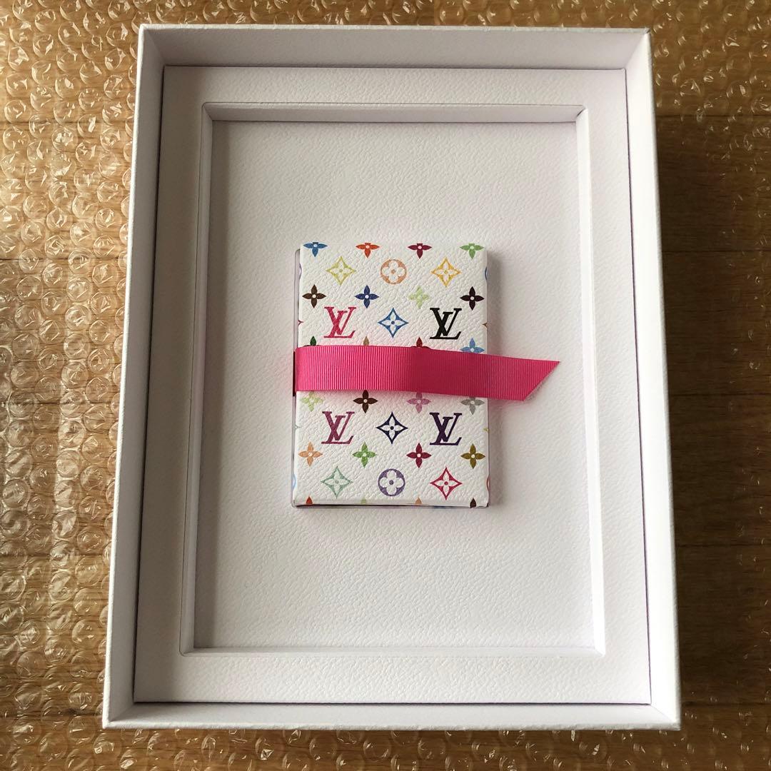 ルイヴィトン　村上隆　トレーディングカードなし