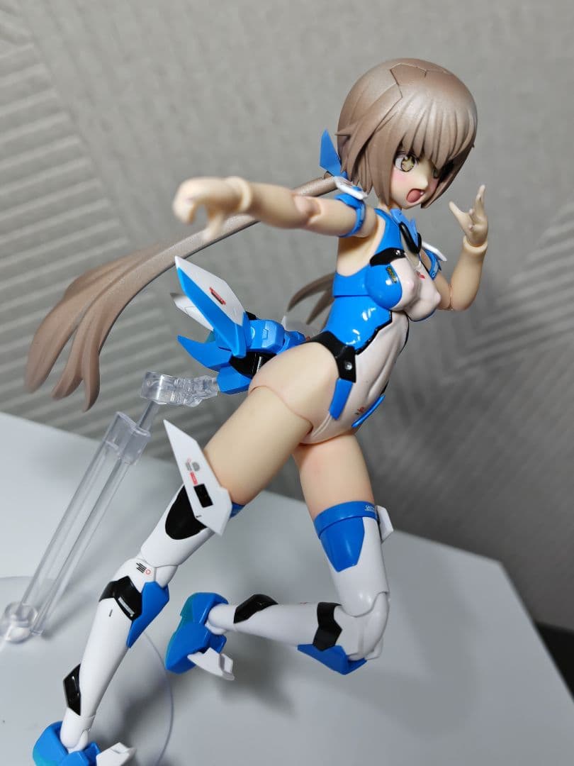 フレームアームズ・ガール スティレット SwimsuitブルーインパルスVer
