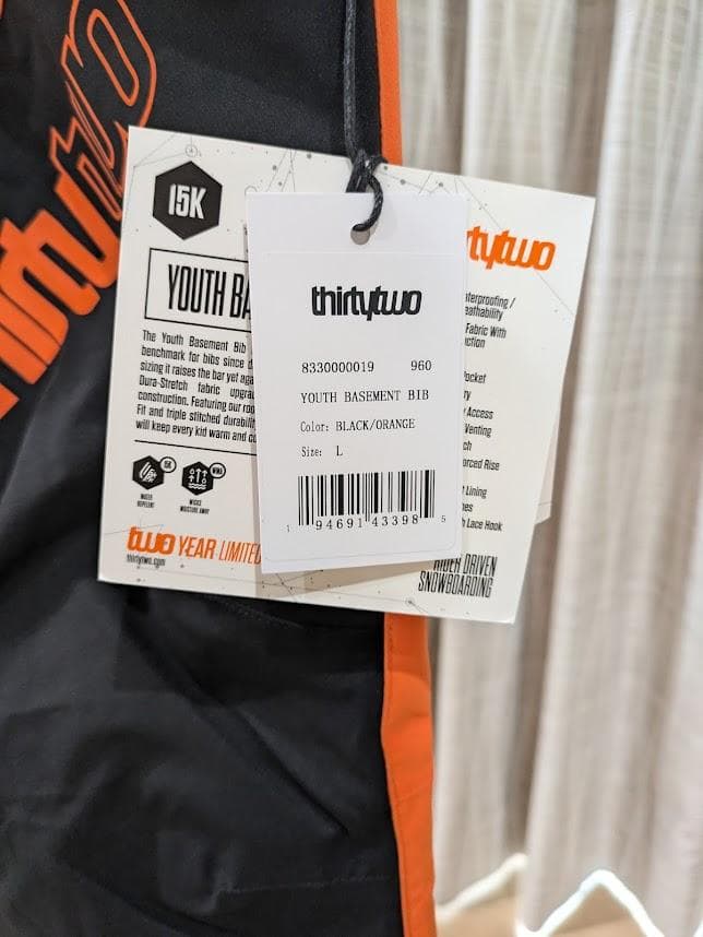 サーティーツー　ビブパンツ【新品未使用】