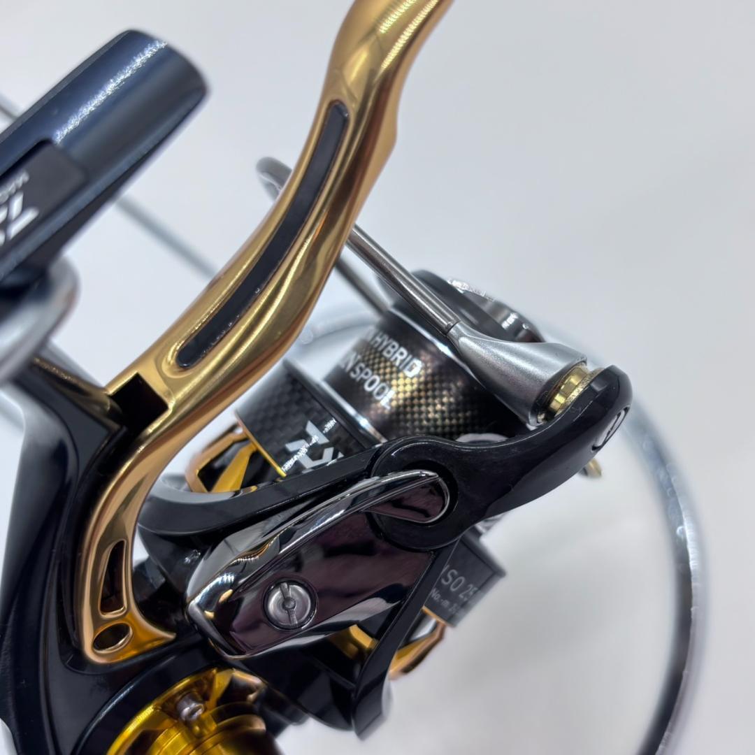 未使用 DAIWA 15トーナメントISO 2500SH-LBD 055466