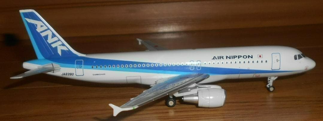 1/200 ANK エアーニッポン　A320　JA8390プラ製