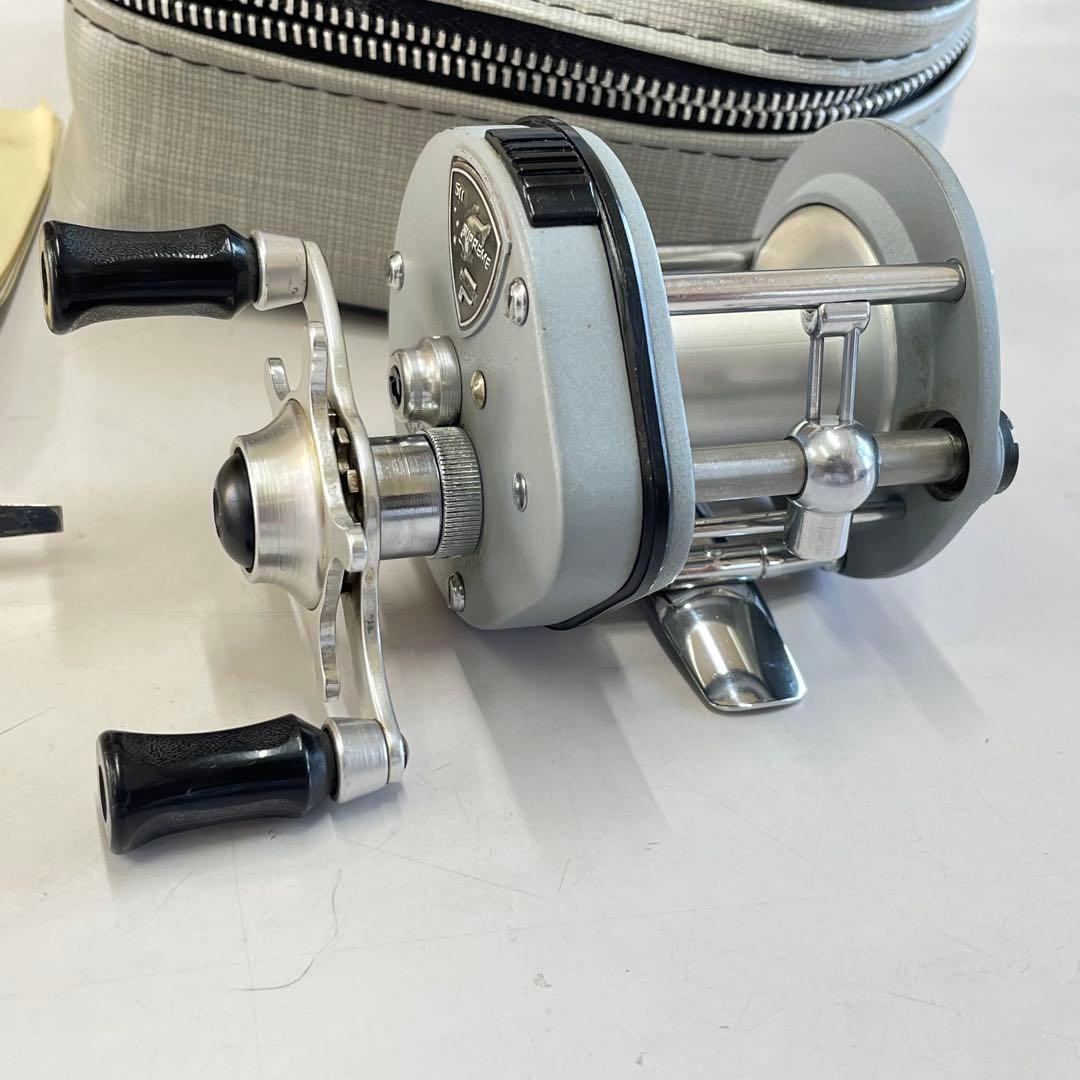 PFLUEGER SUPREME 511 初期ショートツイン