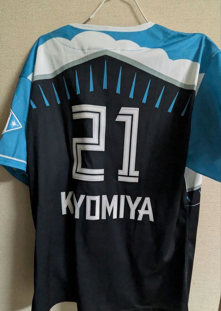 ファイターズ2025エスコンユニ　21清宮幸太郎選手М