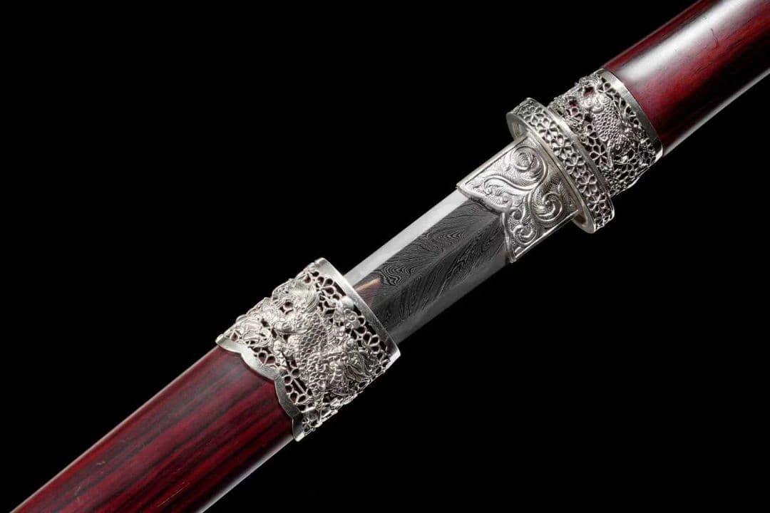 【紫檀麒麟短剣】古兵器 刀装具 日本刀　模造刀 居合刀 武士道 鑑賞用 美術刀