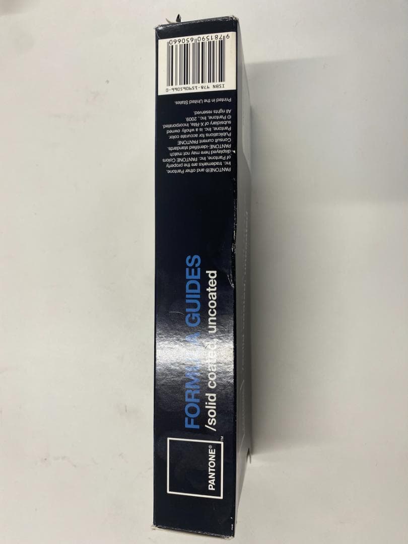PANTONE FORMULA GUIDE 色見本帳