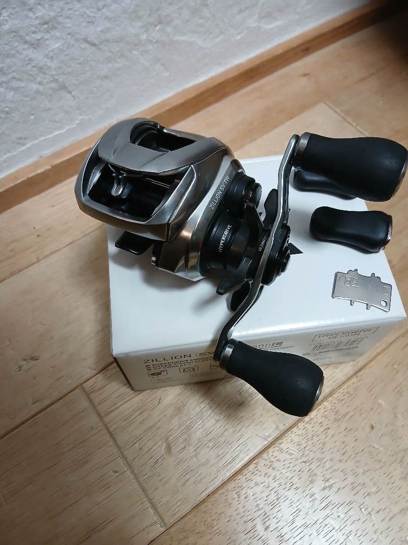 ZILLION SV TW 1000L ベイトリール RCSノブ付き