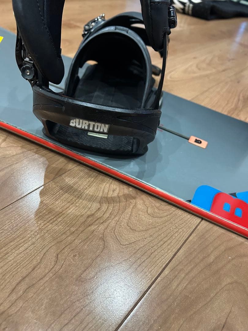 『ひで』burton process 55 flying v ビンディング