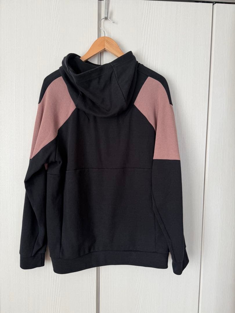 22-23 レアル・マドリード トラベルフーディー　パンツ　上下セット　ジャージ