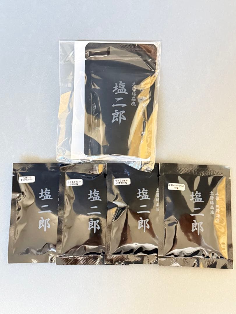 田野屋塩二郎　味塩４袋　太陽結晶塩１袋