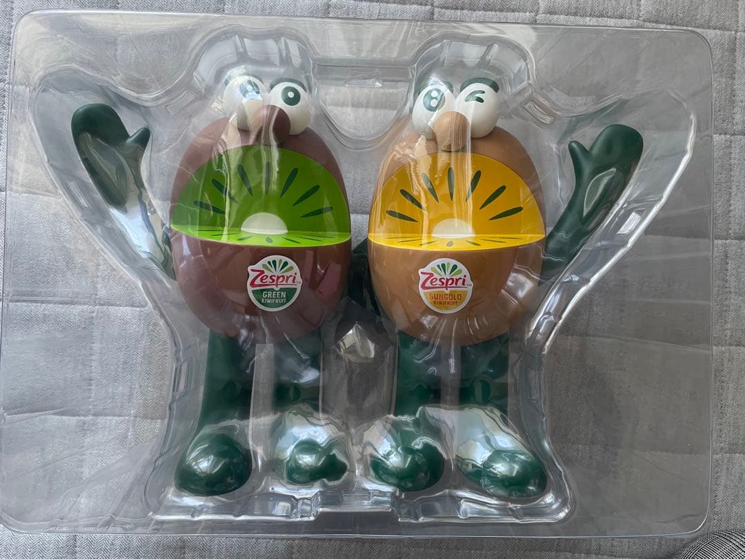 キウイブラザーズ　史上最大約20cmの特注フィギュア　ゼスプリ