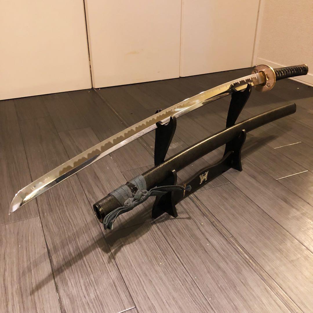 高級模造刀　居合刀　金の鍔　緑拵え