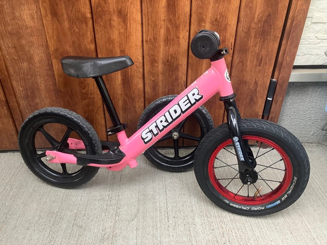 STRIDER バランスバイク ピンク 12インチ　中古