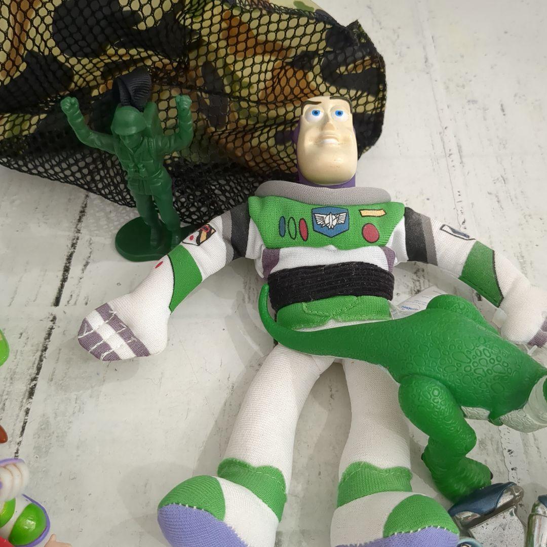 希少【中古】ディズニーピクサー　トイ・ストーリーフィギュア　バズ　ジェシー　ハム