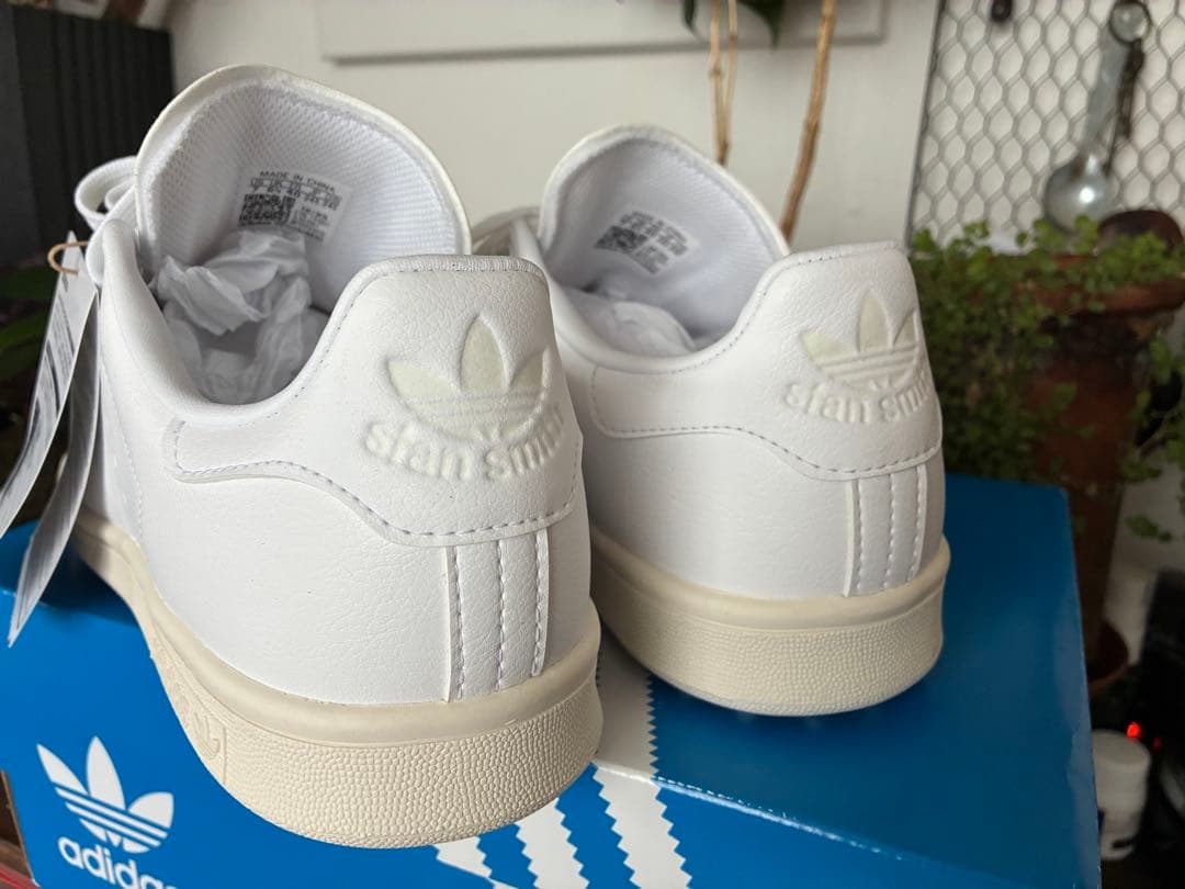 スタンスミス　ゴルフシューズ