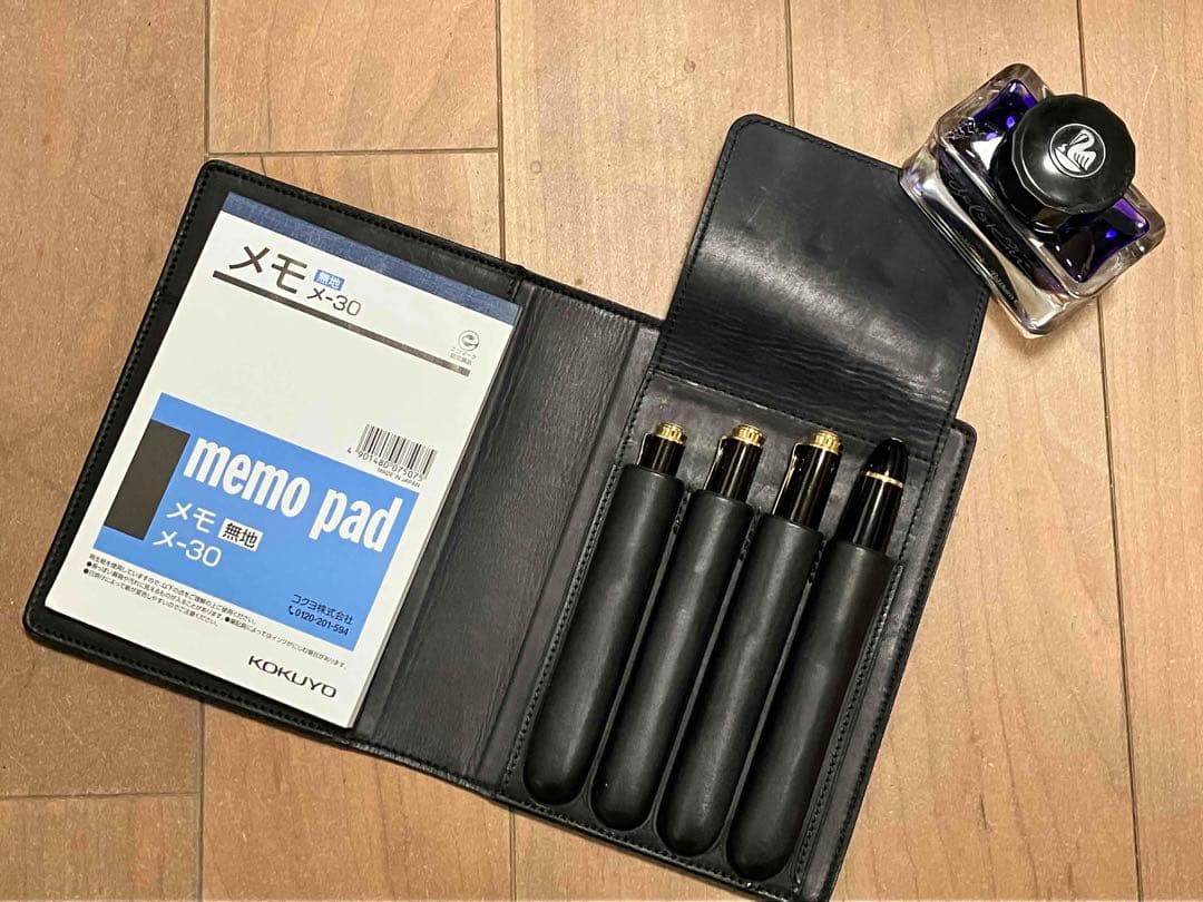 ハンス・オスター・ペンケース \"でべそモデル\" 4本用・ブラック