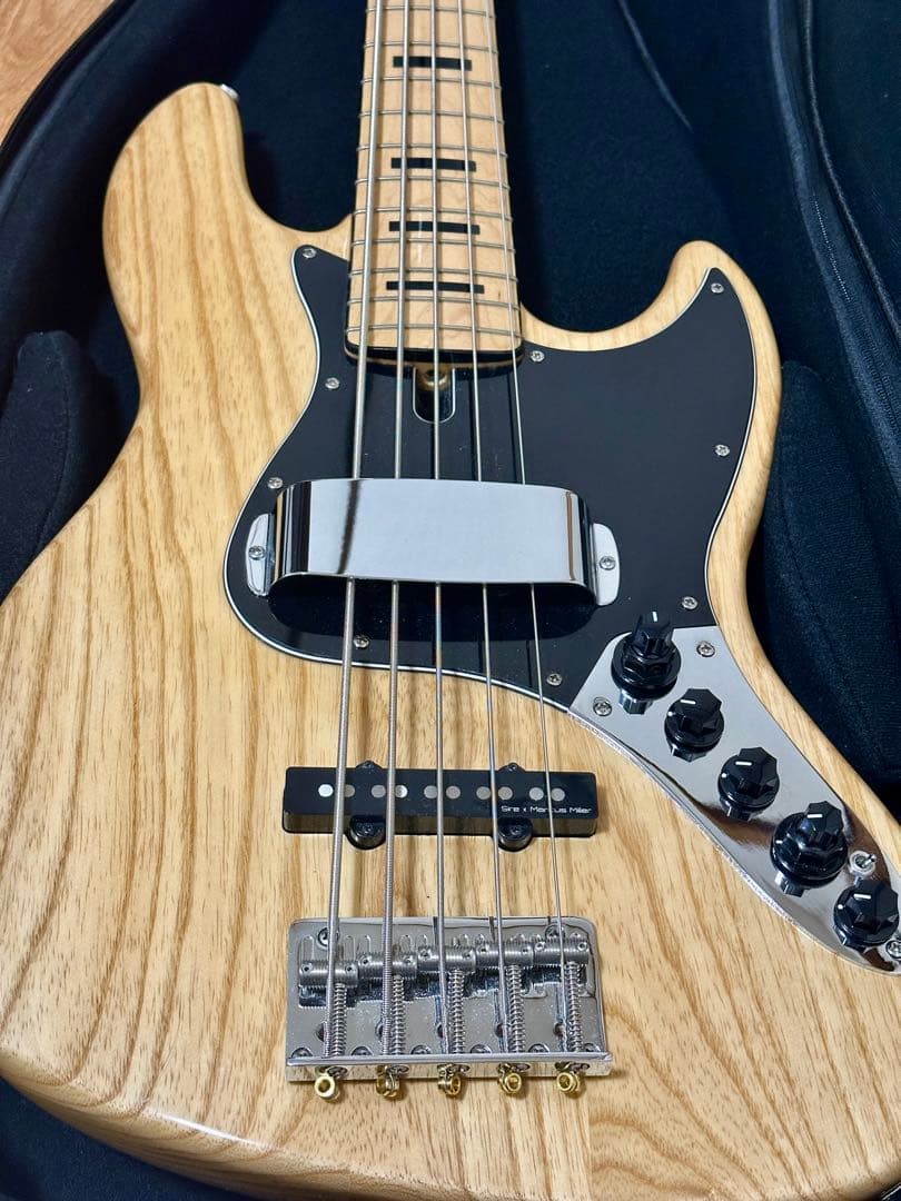 【美品】Sire v7 Vin Ash 2nd 5弦 Marcus Miller