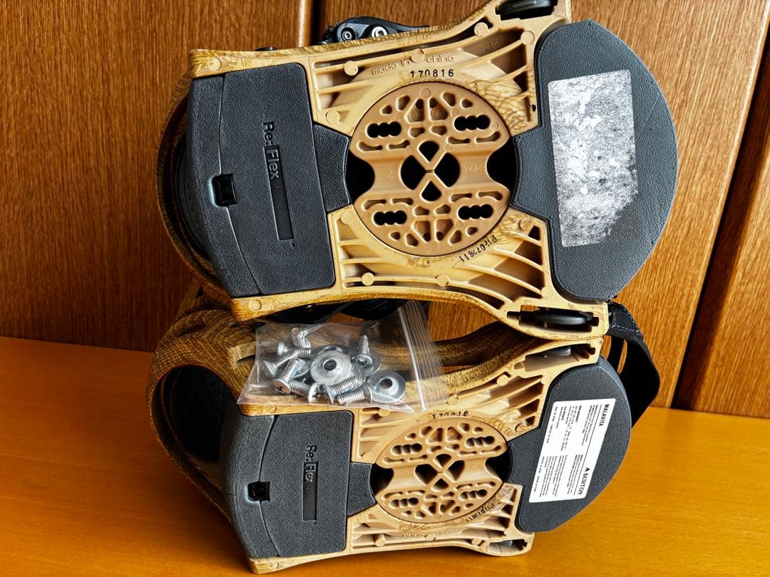 BURTONバインディング【マラビータ（メンズMサイズ）】ヘンプ柄