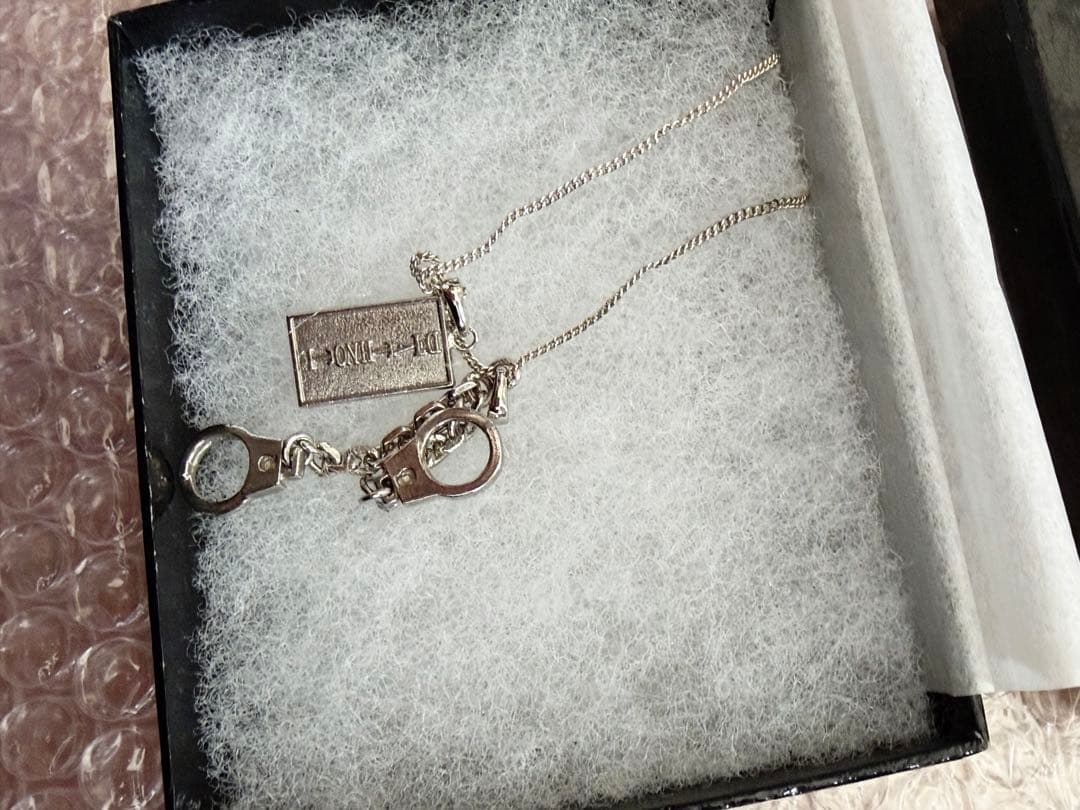 国内正規品(公式グッズ) デスノート キラとLの手錠チャーム　夜神月とL