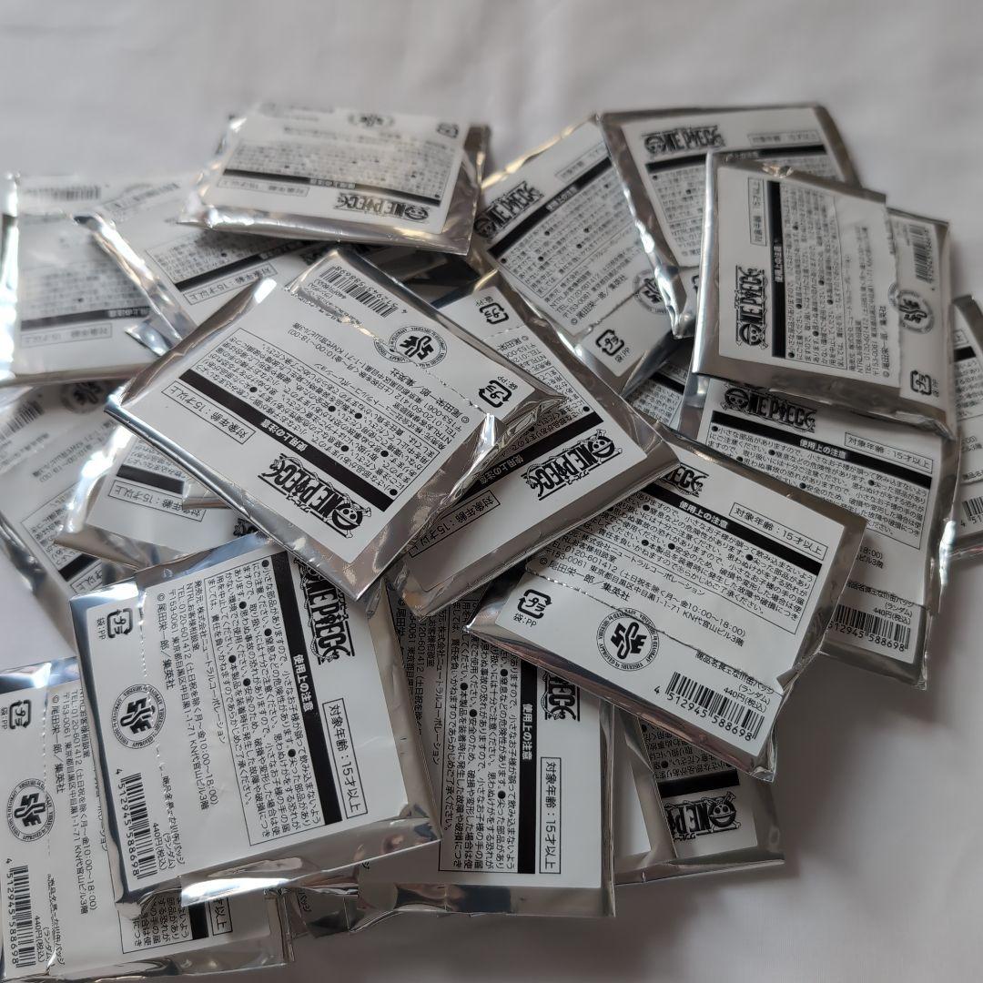 ワンピース　商品名長ェな　缶バッジ　24点