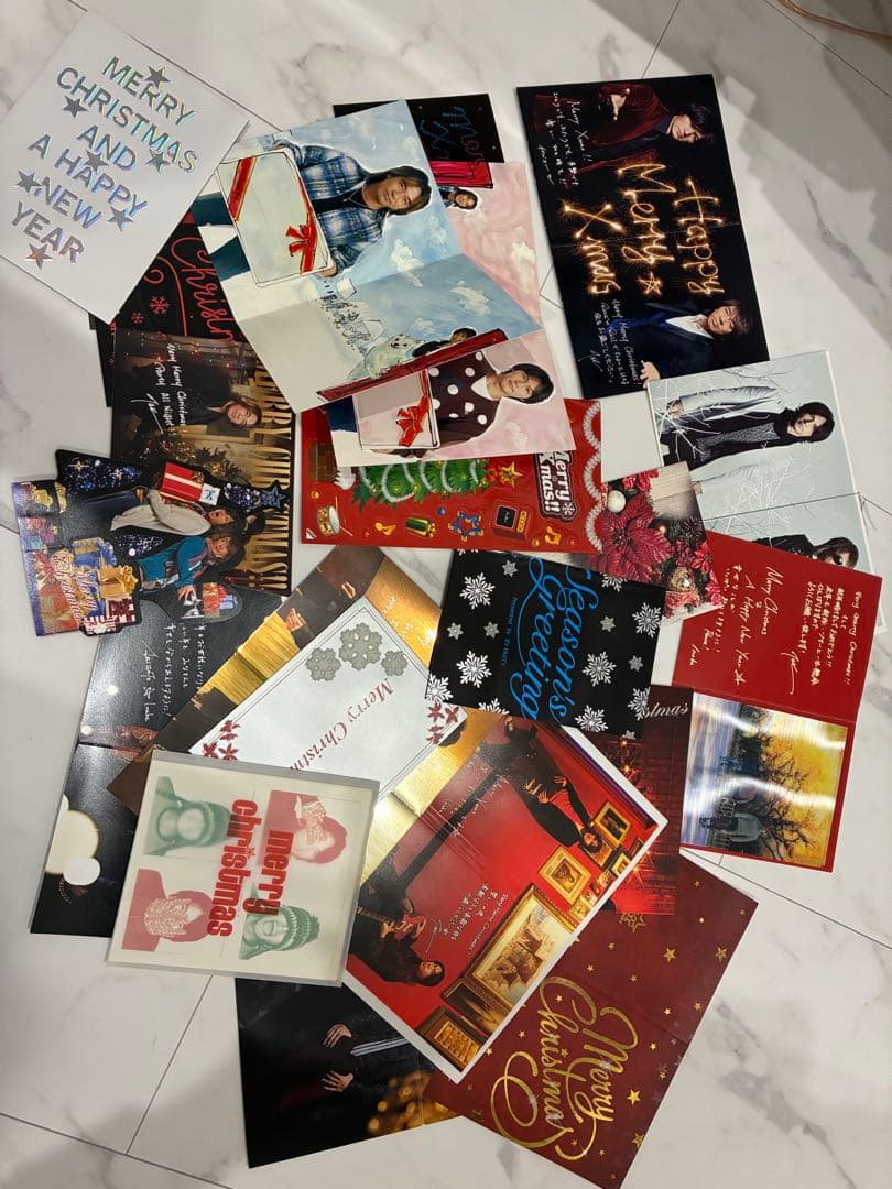 B'z FC会報誌be with85冊＋グリーティングカード、ビーパ継続品等