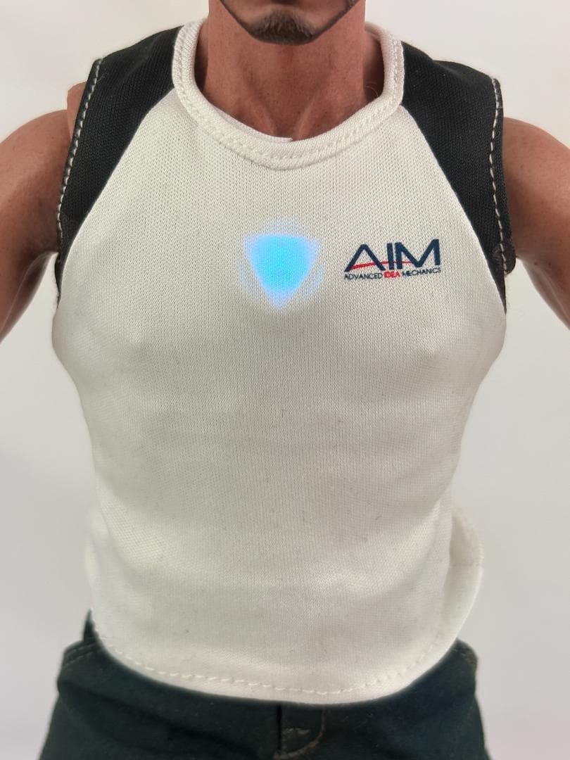 ホットトイズ　アイアンマン3 トニースターク　マンダリン邸襲撃版