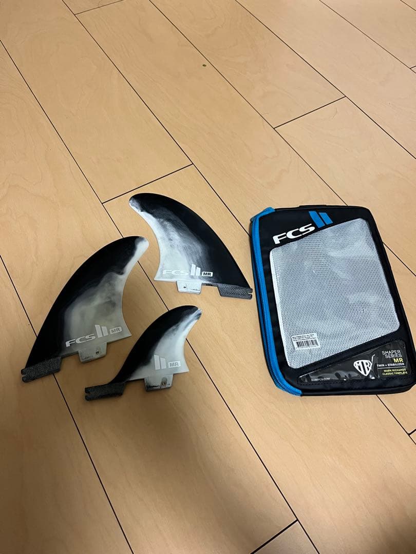 MR マークリチャード　2+1